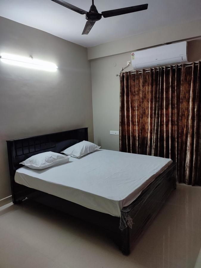 Rahul'S Castle Guest House فيساخاباتنام المظهر الخارجي الصورة